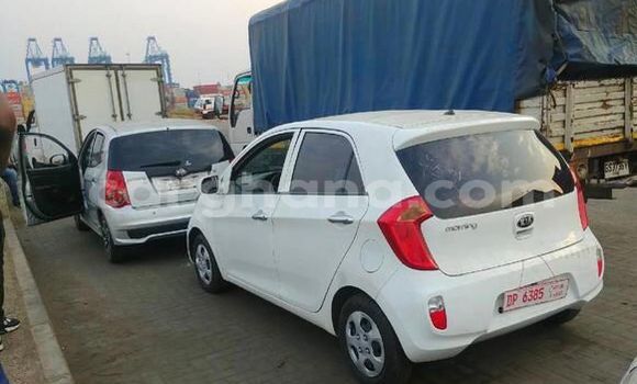 Sayi Na hannu Kia Morning White Mota in Accra a Greater Accra Sayi Na hannu Kia Morning White Mota in Accra a Greater Accra