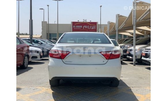Buy Import Toyota Camry White Car in Import - Dubai in Ashanti Buy Import Toyota Camry White Car in Import - Dubai in Ashanti
