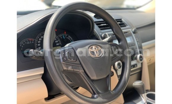 Buy Import Toyota Camry White Car in Import - Dubai in Ashanti Buy Import Toyota Camry White Car in Import - Dubai in Ashanti