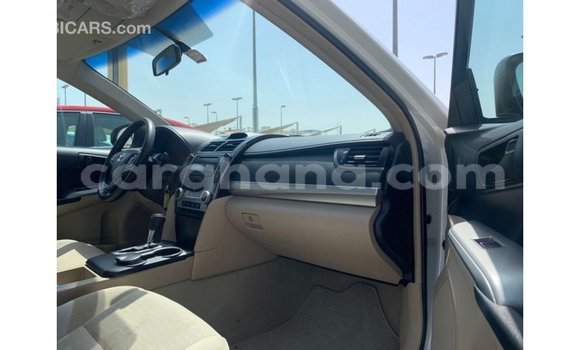 Buy Import Toyota Camry White Car in Import - Dubai in Ashanti Buy Import Toyota Camry White Car in Import - Dubai in Ashanti