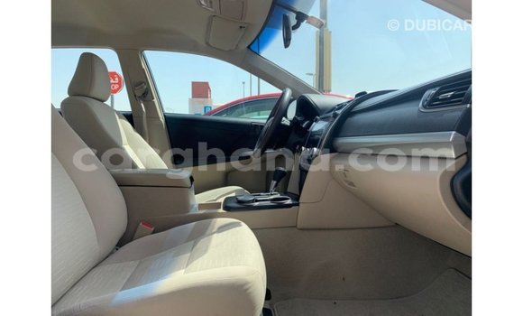Buy Import Toyota Camry White Car in Import - Dubai in Ashanti Buy Import Toyota Camry White Car in Import - Dubai in Ashanti