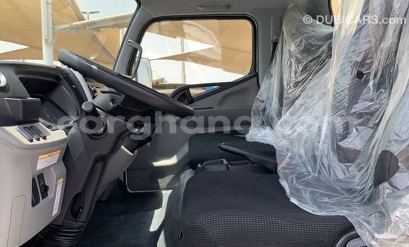 Ra Imported Mitsubishi i funfun Ọkọ̀ in Import - Dubai ni Ashanti Ra Imported Mitsubishi i funfun Ọkọ̀ in Import - Dubai ni Ashanti