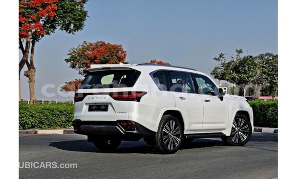 Ra Imported Lexus LX funfun Ọkọ̀ in Import - Dubai ni Ashanti Ra Imported Lexus LX funfun Ọkọ̀ in Import - Dubai ni Ashanti