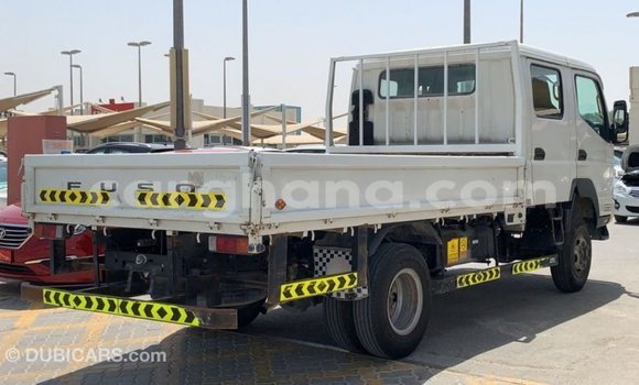 Sayi Imported Mitsubishi i White Mota in Import - Dubai a Ashanti Sayi Imported Mitsubishi i White Mota in Import - Dubai a Ashanti