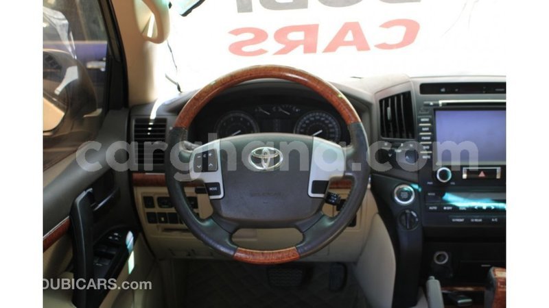 Big with watermark toyota land cruiser ashanti import dubai 45174