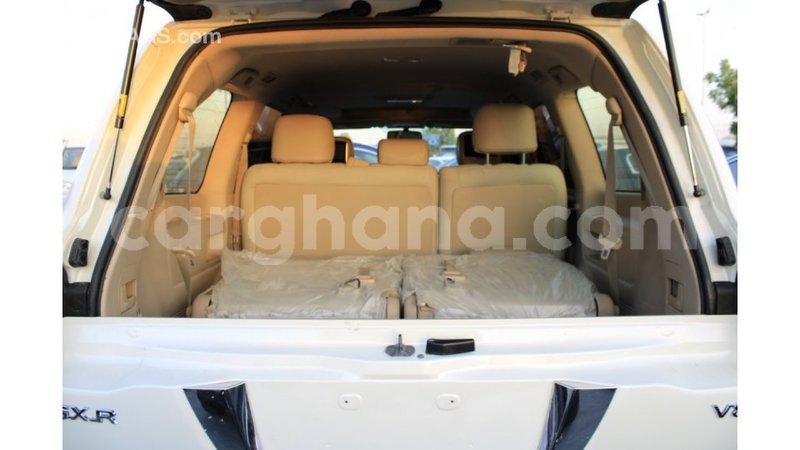 Big with watermark toyota land cruiser ashanti import dubai 45174