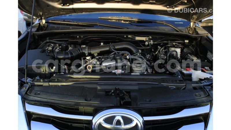 Big with watermark toyota land cruiser ashanti import dubai 45174