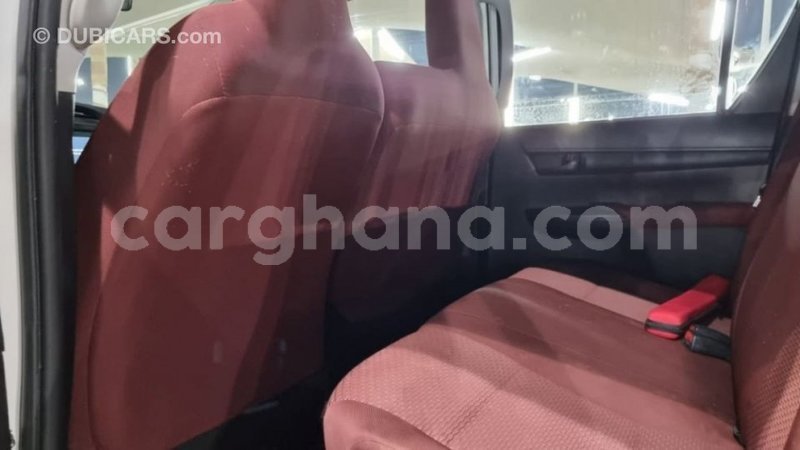 Big with watermark toyota hilux ashanti import dubai 45176