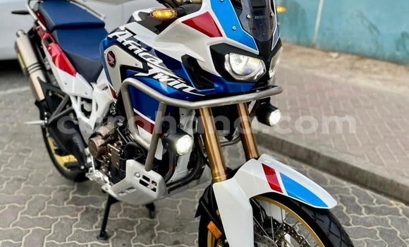 Buy Used Honda CB White Bike in Accra in Greater Accra