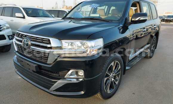 Ra Àlòkù Toyota Land Cruiser Black Ọkọ̀ in Accra ni Greater Accra
