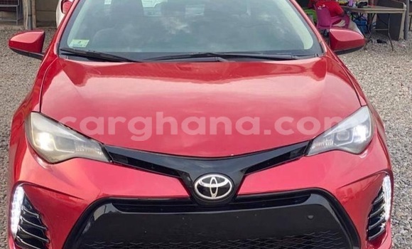 Sayi Na hannu Toyota Corolla Red Mota in Accra a Greater Accra