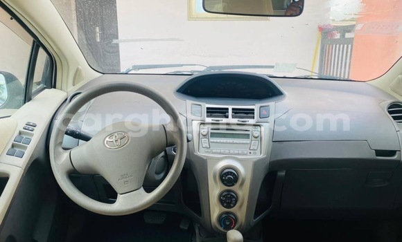 Buy Used Toyota Vitz Silver Car in Accra in Greater Accra Buy Used Toyota Vitz Silver Car in Accra in Greater Accra