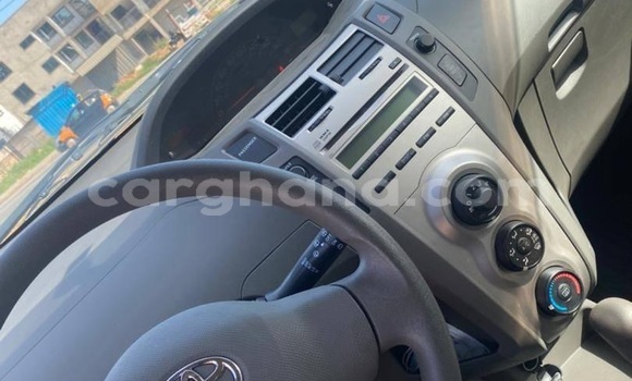 Buy Used Toyota Vitz Silver Car in Accra in Greater Accra Buy Used Toyota Vitz Silver Car in Accra in Greater Accra