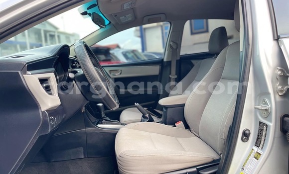 Sayi Na hannu Toyota Corolla Azurfa Mota in Accra a Greater Accra Sayi Na hannu Toyota Corolla Azurfa Mota in Accra a Greater Accra