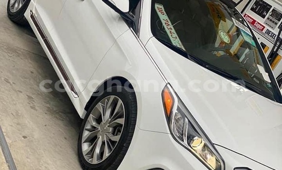 Buy Used Hyundai Sonata White Car in Accra in Greater Accra Buy Used Hyundai Sonata White Car in Accra in Greater Accra