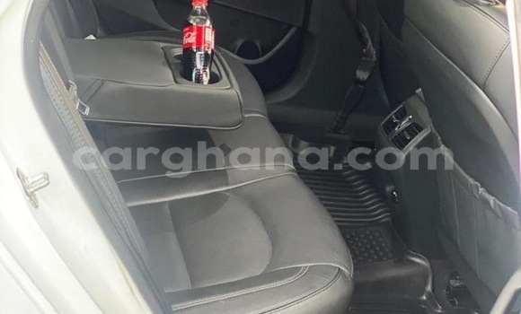 Sayi Na hannu Hyundai Sonata White Mota in Accra a Greater Accra Sayi Na hannu Hyundai Sonata White Mota in Accra a Greater Accra