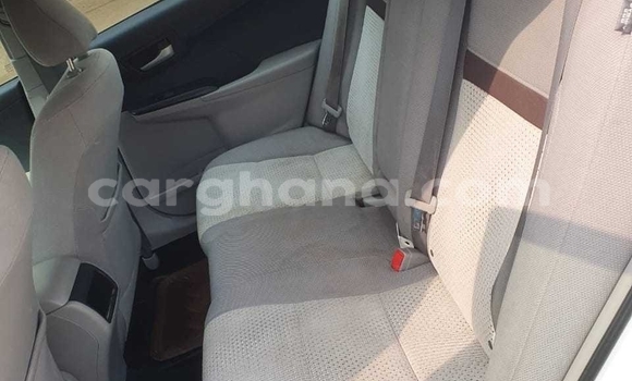Buy Used Toyota Camry White Car in Accra in Greater Accra Buy Used Toyota Camry White Car in Accra in Greater Accra