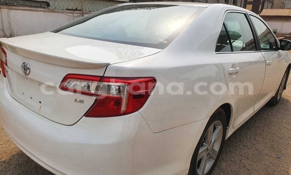 Buy Used Toyota Camry White Car in Accra in Greater Accra Buy Used Toyota Camry White Car in Accra in Greater Accra