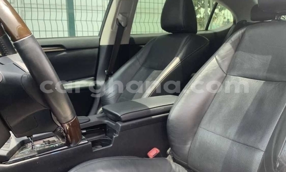 Buy Used Lexus ES White Car in Accra in Greater Accra Buy Used Lexus ES White Car in Accra in Greater Accra