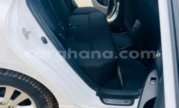 Buy Used Toyota Corolla White Car in Accra in Greater Accra Buy Used Toyota Corolla White Car in Accra in Greater Accra