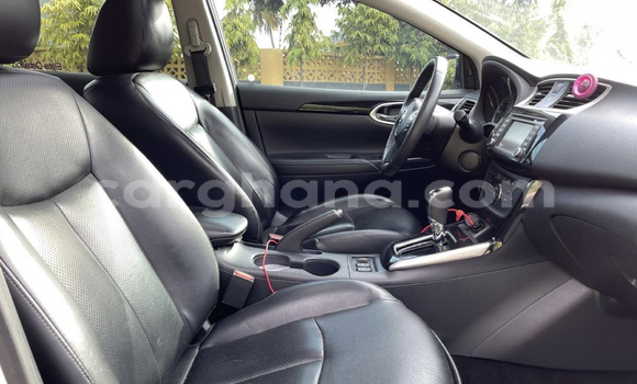 Ra Àlòkù Nissan Sentra funfun Ọkọ̀ in Accra ni Greater Accra Ra Àlòkù Nissan Sentra funfun Ọkọ̀ in Accra ni Greater Accra