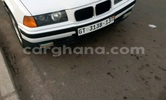 Buy Used BMW 3–Series White Car in Accra in Greater Accra Buy Used BMW 3–Series White Car in Accra in Greater Accra