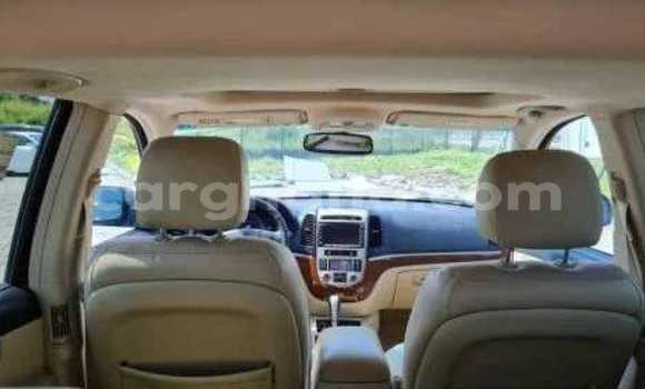 Buy Used Hyundai Santa Fe Black Car in Accra in Greater Accra Buy Used Hyundai Santa Fe Black Car in Accra in Greater Accra