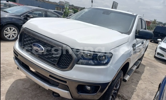 Ra Àlòkù Ford Ranger funfun Ọkọ̀ in Accra ni Greater Accra Ra Àlòkù Ford Ranger funfun Ọkọ̀ in Accra ni Greater Accra