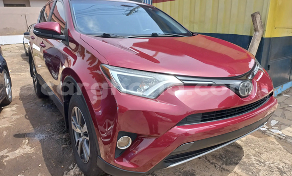 Ra Àlòkù Toyota RAV4 Red Ọkọ̀ in Accra ni Greater Accra