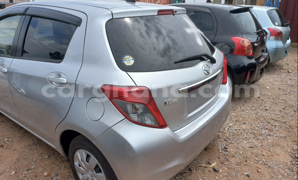 Ra Àlòkù Toyota Vitz Silver Ọkọ̀ in Accra ni Greater Accra Ra Àlòkù Toyota Vitz Silver Ọkọ̀ in Accra ni Greater Accra