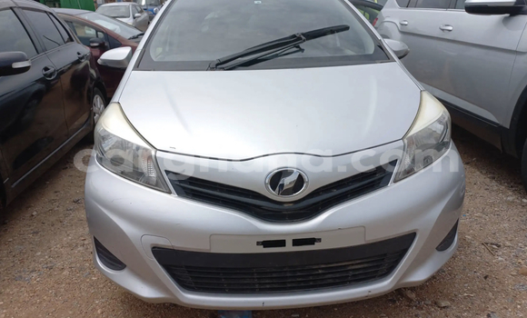 Ra Àlòkù Toyota Vitz Silver Ọkọ̀ in Accra ni Greater Accra Ra Àlòkù Toyota Vitz Silver Ọkọ̀ in Accra ni Greater Accra