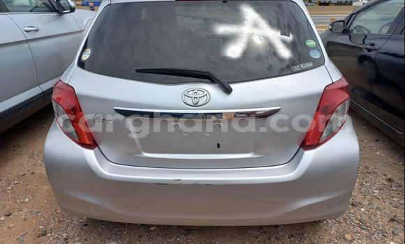 Ra Àlòkù Toyota Vitz Silver Ọkọ̀ in Accra ni Greater Accra Ra Àlòkù Toyota Vitz Silver Ọkọ̀ in Accra ni Greater Accra