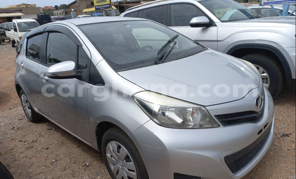 Ra Àlòkù Toyota Vitz Silver Ọkọ̀ in Accra ni Greater Accra Ra Àlòkù Toyota Vitz Silver Ọkọ̀ in Accra ni Greater Accra