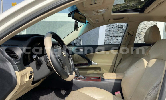 Ra Àlòkù Lexus IS funfun Ọkọ̀ in Aflao ni Volta Ra Àlòkù Lexus IS funfun Ọkọ̀ in Aflao ni Volta