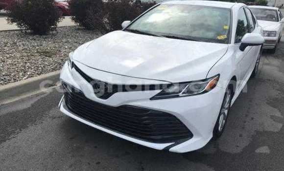 Buy Used Toyota Camry White Car in Accra in Greater Accra Buy Used Toyota Camry White Car in Accra in Greater Accra
