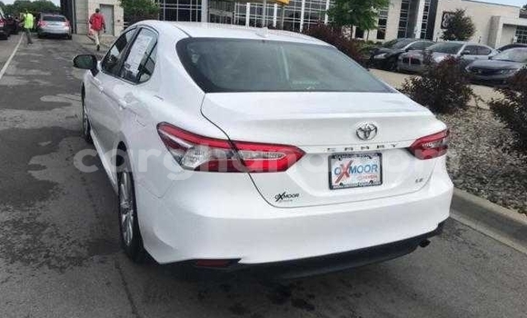 Buy Used Toyota Camry White Car in Accra in Greater Accra Buy Used Toyota Camry White Car in Accra in Greater Accra