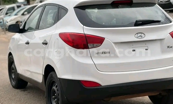 Buy Used Hyundai Tucson White Car in Accra in Greater Accra Buy Used Hyundai Tucson White Car in Accra in Greater Accra