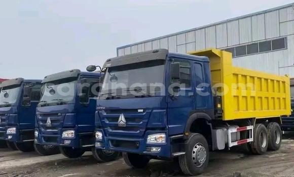 Sayi Na hannu Howo Sinotruck Sauran Babbar mota in Accra a Greater Accra Sayi Na hannu Howo Sinotruck Sauran Babbar mota in Accra a Greater Accra