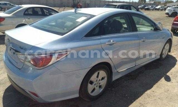 Buy Used Hyundai Sonata Blue Car in Accra in Greater Accra Buy Used Hyundai Sonata Blue Car in Accra in Greater Accra