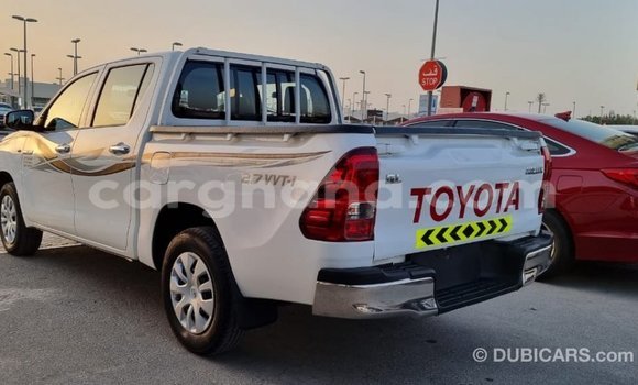 Ra Imported Toyota Hilux funfun Ọkọ̀ in Import - Dubai ni Ashanti Ra Imported Toyota Hilux funfun Ọkọ̀ in Import - Dubai ni Ashanti