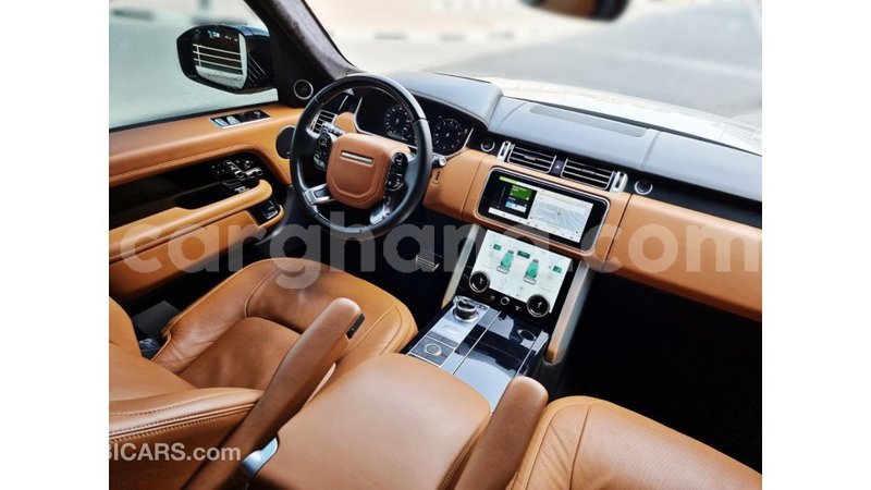 Big with watermark land rover range rover ashanti import dubai 45378