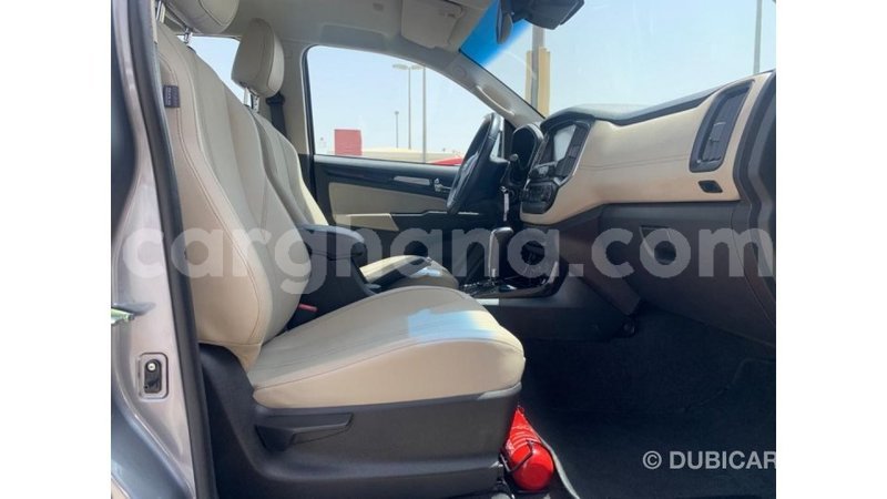 Big with watermark chevrolet vivant ashanti import dubai 45380