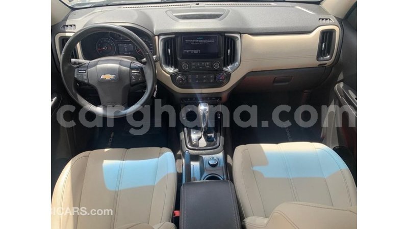 Big with watermark chevrolet vivant ashanti import dubai 45380