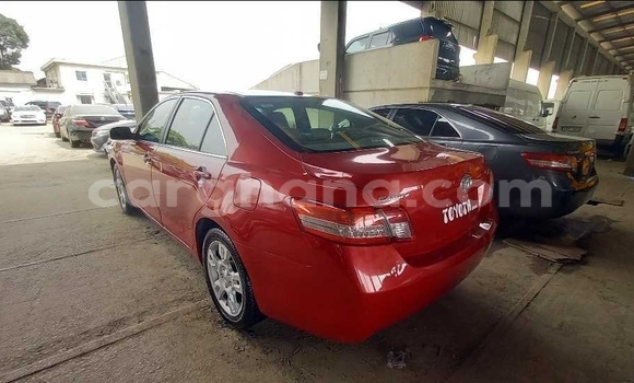 Sayi Na hannu Toyota Camry Red Mota in Accra a Greater Accra Sayi Na hannu Toyota Camry Red Mota in Accra a Greater Accra