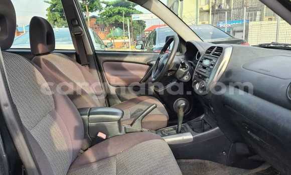 Buy Used Toyota RAV4 Blue Car in Accra in Greater Accra Buy Used Toyota RAV4 Blue Car in Accra in Greater Accra