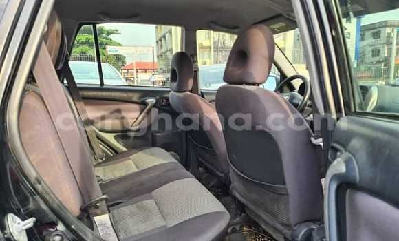 Buy Used Toyota RAV4 Blue Car in Accra in Greater Accra Buy Used Toyota RAV4 Blue Car in Accra in Greater Accra
