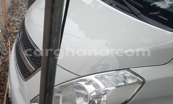 Sayi Na hannu Hyundai Starex White Mota in Accra a Greater Accra Sayi Na hannu Hyundai Starex White Mota in Accra a Greater Accra