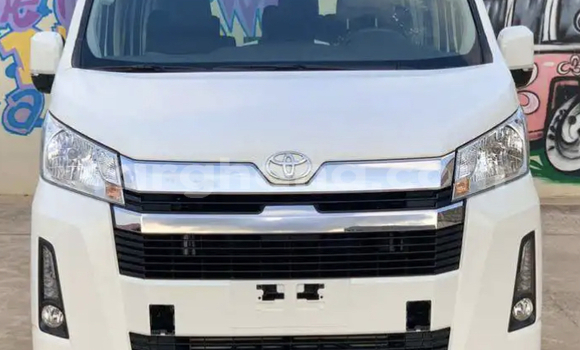 Sayi Na hannu Toyota Hiace White Mota in Accra a Greater Accra Sayi Na hannu Toyota Hiace White Mota in Accra a Greater Accra