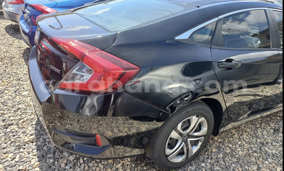 Sayi Na hannu Honda Civic Black Mota in Accra a Greater Accra Sayi Na hannu Honda Civic Black Mota in Accra a Greater Accra