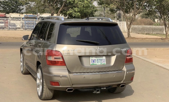 Ra Àlòkù Mercedes‒Benz GLK–Class Brown Ọkọ̀ in Aflao ni Volta Ra Àlòkù Mercedes‒Benz GLK–Class Brown Ọkọ̀ in Aflao ni Volta